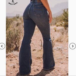 Lee High Rise Mid Wash Flare